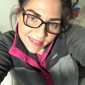 Meet your Posher, Gina